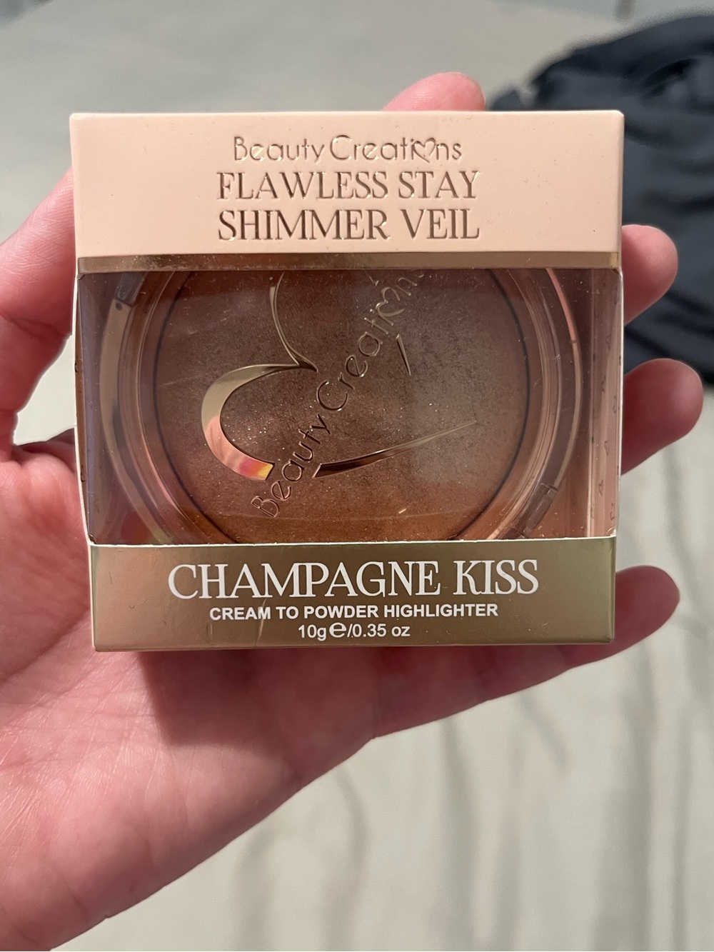 Beauty Creations Champagne Kiss Highlighter - Warm Gold